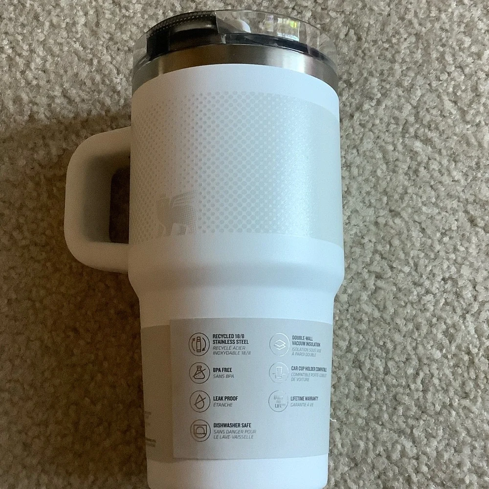Stanley White Quencher Pro Tumbler with Handle